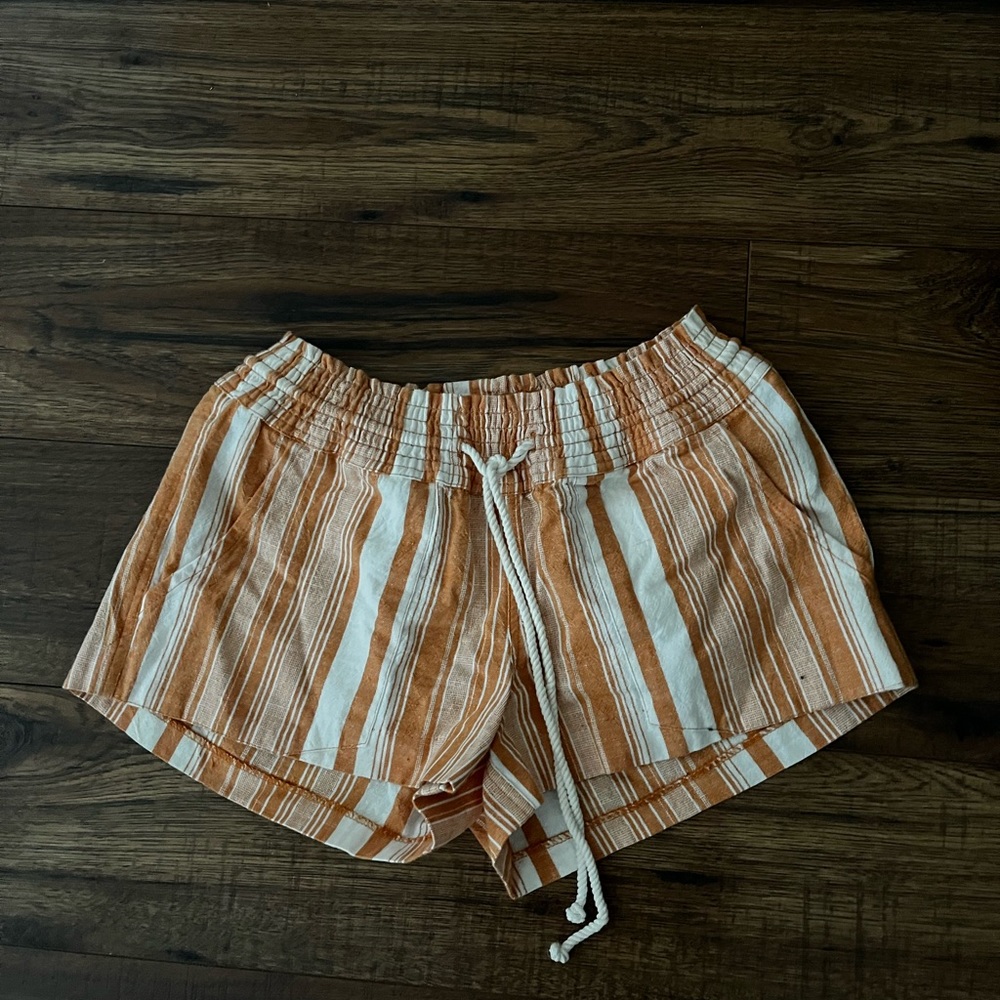 ROXY SURF SHORTS! - Picture 2 of 2